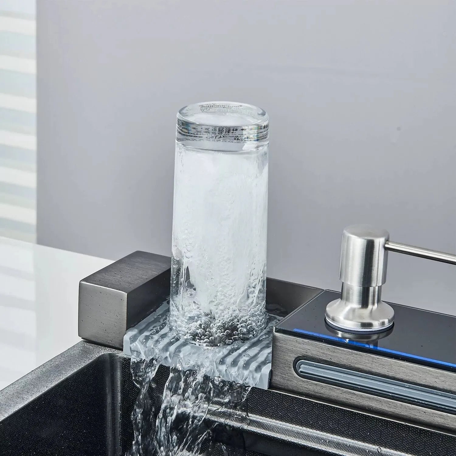 Chiuveta Multifunctionala cu 2 Cascade cu Accesorii Incluse, Afisaj Digital a Temperaturii si Robinet Cascada - imagine 6
