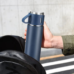 Set termos 500 ml cu 3 cesti din inox, ideal pentru calatorii si activitati in aer liber