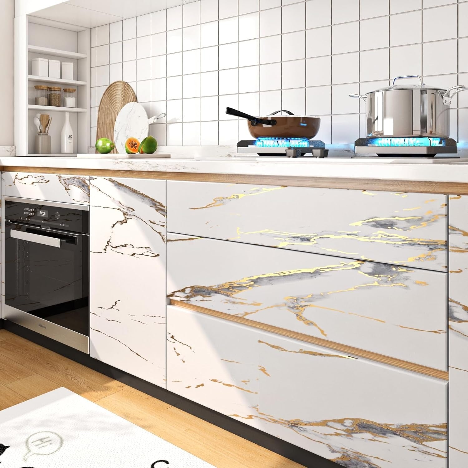 Autocolant marmura autoadeziv alb cu auriu pentru decor elegant - imagine 3