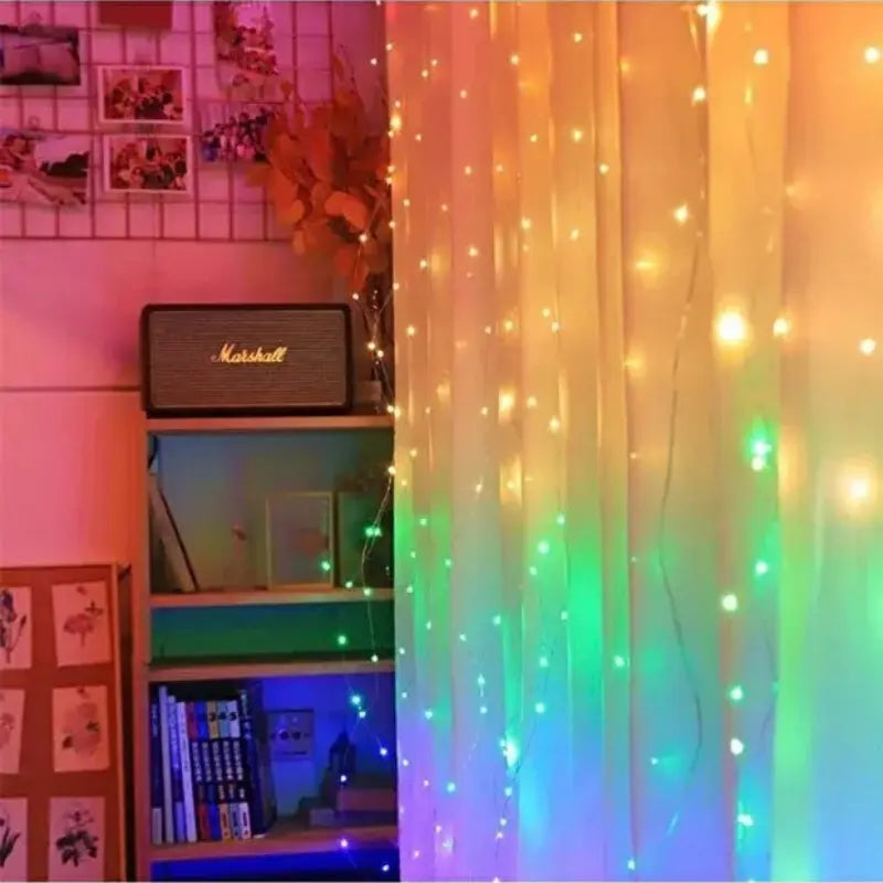 Instalație Tip Perdea cu Fir de Cupru 3x3m, 300 LED-uri și Telecomandă, pentru Interior