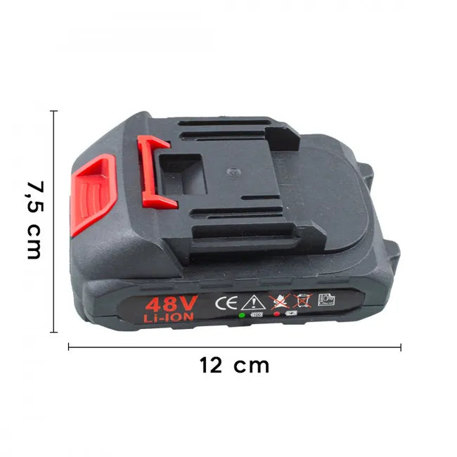 Acumulator 48V – Dimensiuni compacte – Măsoară 12 cm lungime și 7,5 cm lățime, perfect pentru unelte electrice de mare putere.
