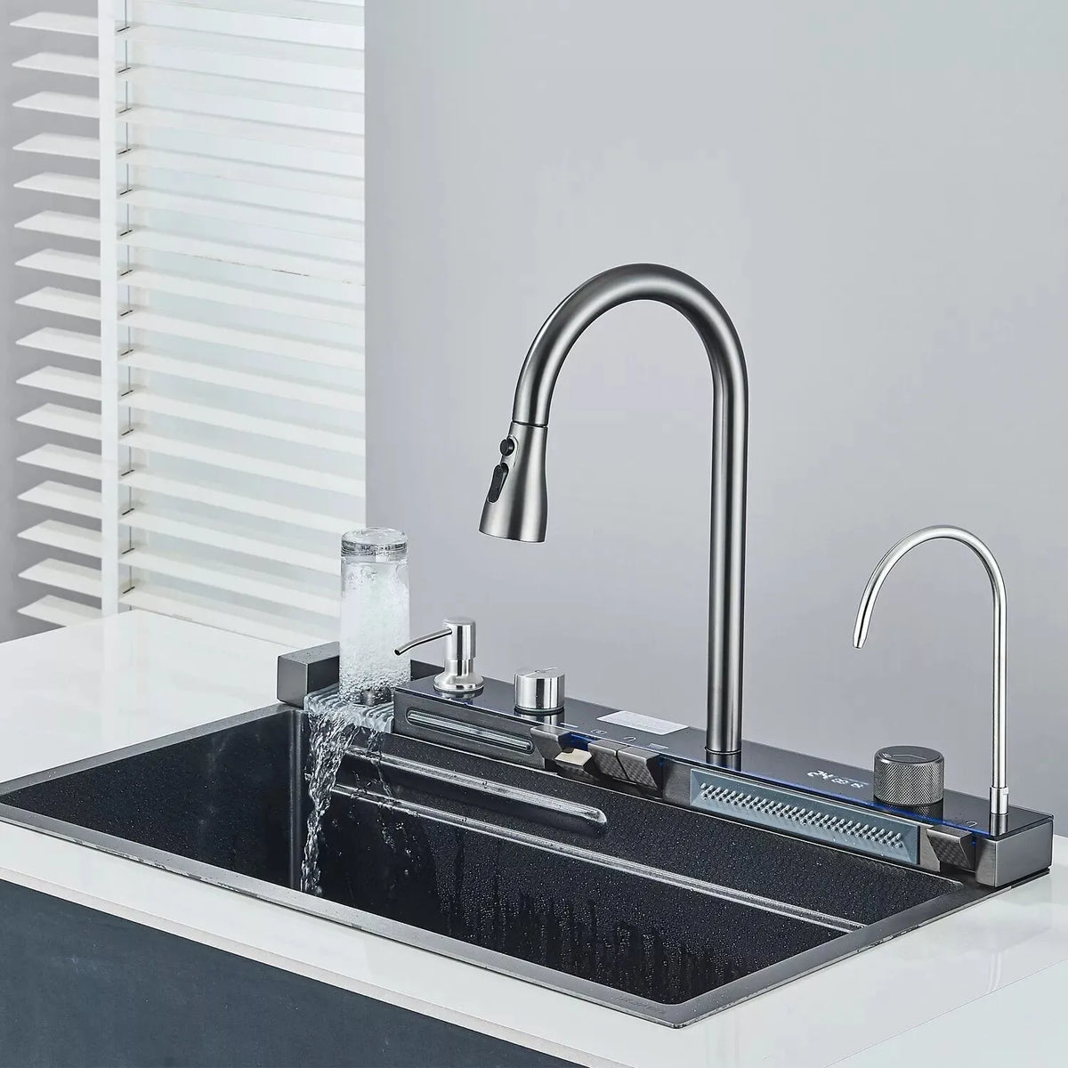 Chiuveta Multifunctionala cu 2 Cascade cu Accesorii Incluse, Afisaj Digital a Temperaturii si Robinet Cascada