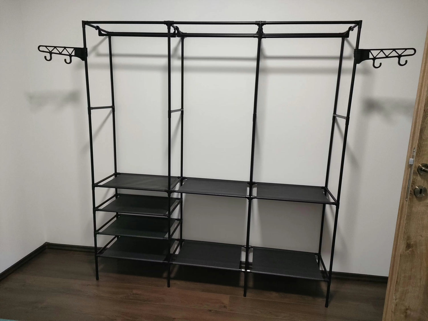 Suport pentru umerașe stander haine, 3 rafturi, 8 cârlige, 175 cm - imagine 9